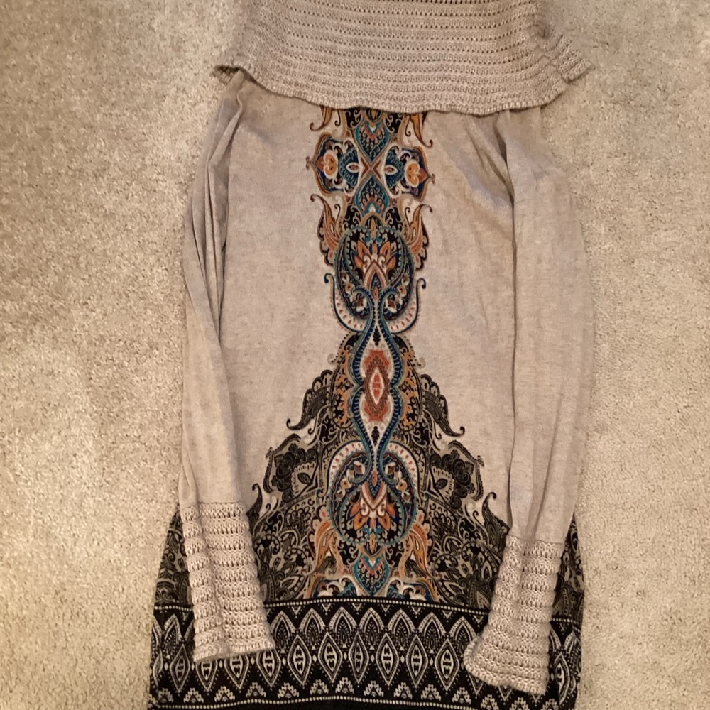 Cache Long Sleeve Sweater top - Picture 6 of 6